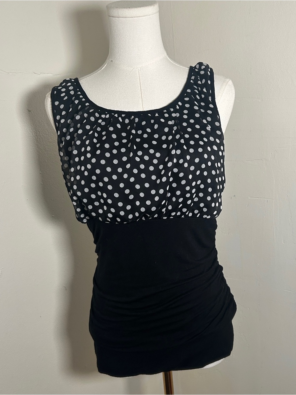 Polka Dot Scoop Neck Tank Top - Black & White